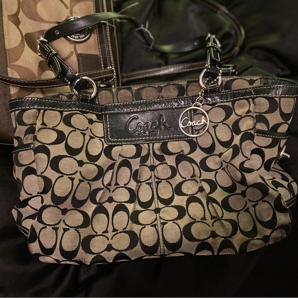 Coach Black and Brown Signature Shoulder Bag - Picture 1 of 2